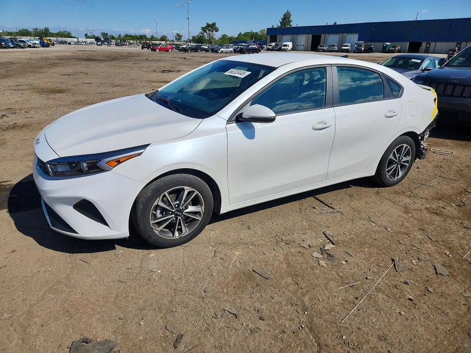 2023 KIA FORTE VIN 3KPF24AD1PE649661 фото 1