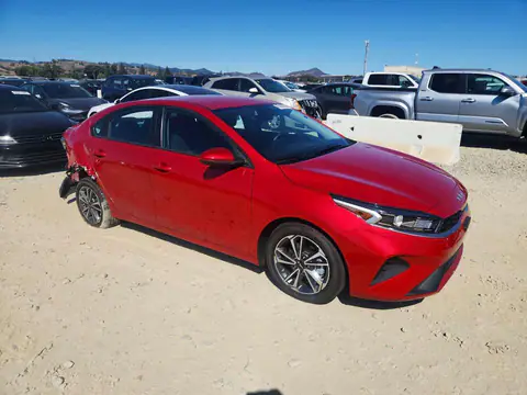 3KPF24AD7PE628393 — 2023 Kia Forte, фото 4 с аукциона Copart 13.10.2026, Задняя часть