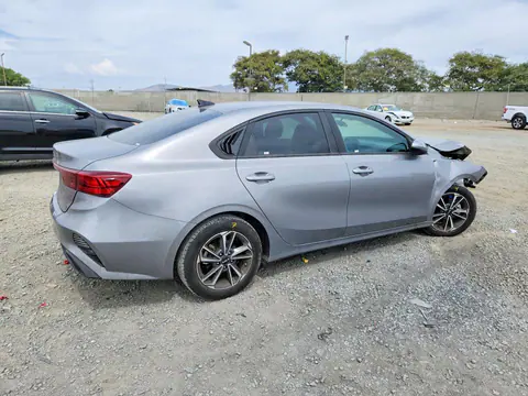 2023 KIA Forte VIN 3KPF24AD5PE687183 фото 3