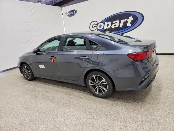 3KPF24AD9PE525623 — 2023 Kia Forte, фото 2 с аукциона Copart 05.10.2026, Подтопление