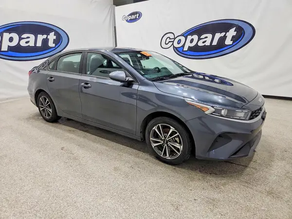 3KPF24AD9PE525623 — 2023 Kia Forte, фото 4 с аукциона Copart 05.10.2026, Подтопление