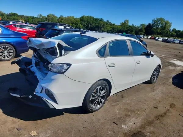 3KPF24AD1PE530685 — 2023 Kia Forte, фото 3 с аукциона Copart, Задняя часть