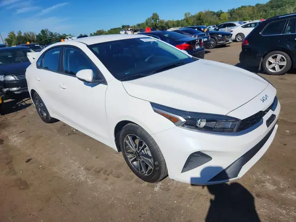 3KPF24AD1PE530685 — 2023 Kia Forte, фото 4 с аукциона Copart, Задняя часть