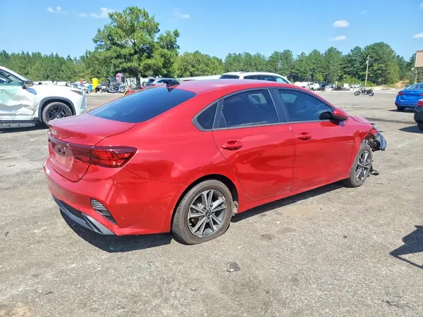 3KPF24AD5PE612984 — 2023 Kia Forte, фото 3 с аукциона Copart, Передняя часть