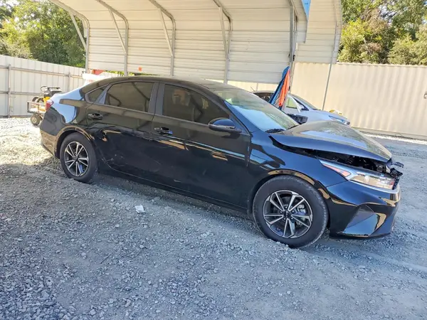 3KPF24AD9PE513603 — 2023 Kia Forte, фото 4 с аукциона Copart, Передняя часть