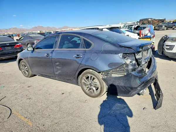 3KPF24AD4PE647628 — 2023 Kia Forte, фото 2 с аукциона Copart, Задняя часть