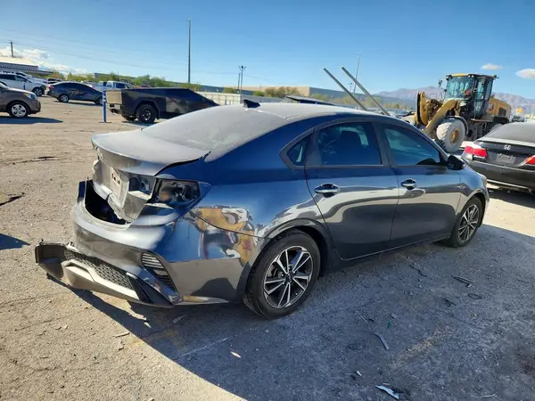 3KPF24AD4PE647628 — 2023 Kia Forte, фото 3 с аукциона Copart, Задняя часть