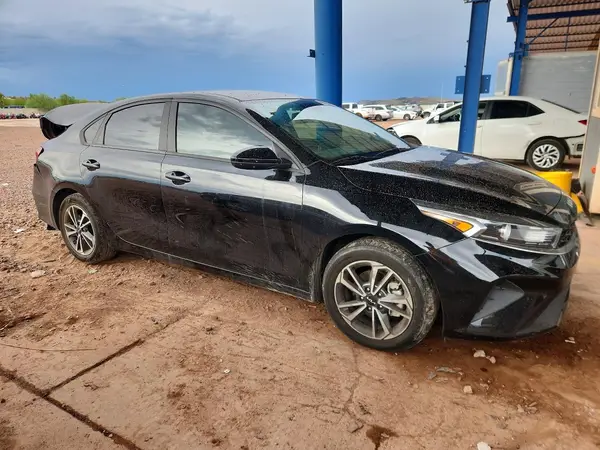 3KPF24AD6PE665872 — 2023 Kia Forte, фото 4 с аукциона Copart, Задняя часть