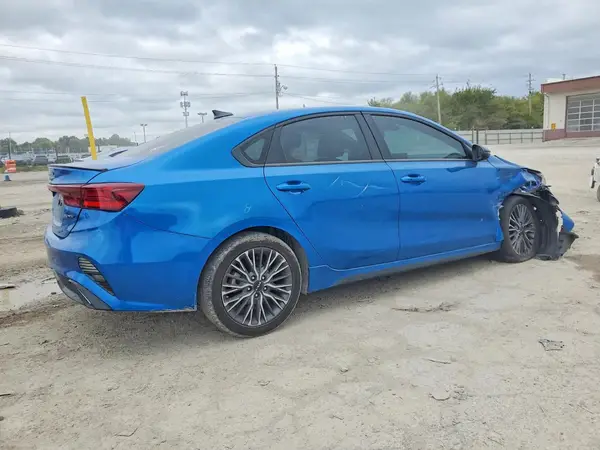 3KPF54AD8PE626014 — 2023 Kia Forte, фото 3 с аукциона Copart, Передняя часть