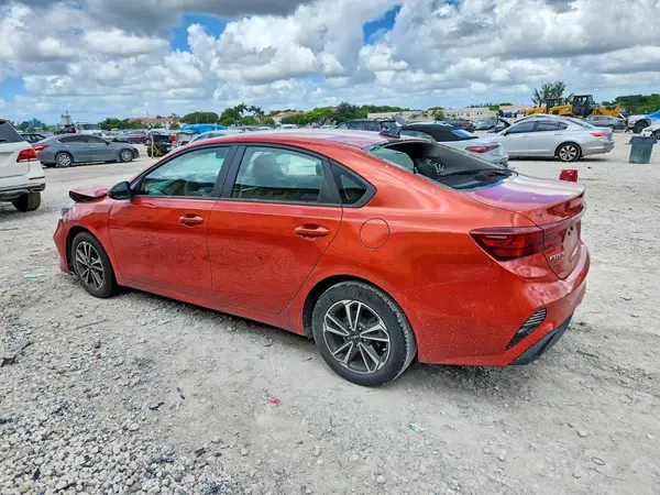 3KPF24AD6PE509895 — 2023 Kia Forte, фото 2 с аукциона Copart, Передняя часть