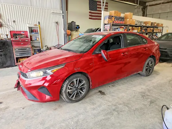 3KPF24AD0PE525350 — 2023 Kia Forte, Передняя часть (Front End), фото до ремонта