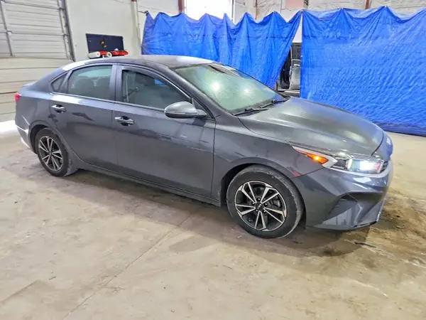 3KPF24AD5PE607414 — 2023 Kia Forte, фото 4 с аукциона Copart, Боковая часть