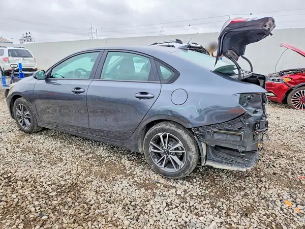 3KPF24AD8PE518095 — 2023 Kia Forte, фото 2 с аукциона Copart, Задняя часть