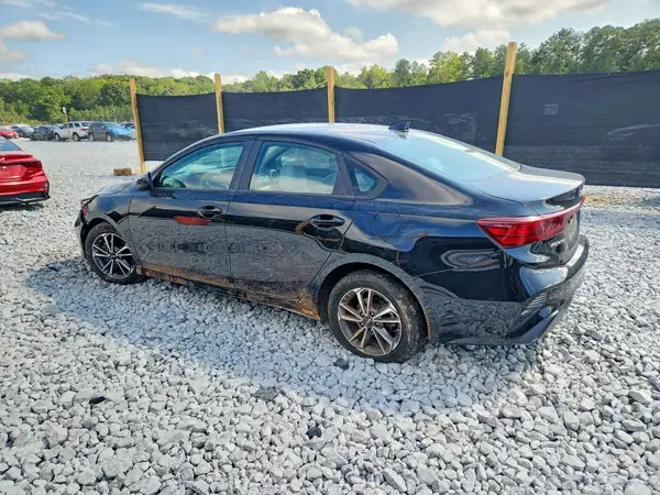 3KPF24AD7PE657795 — 2023 Kia Forte, фото 2 с аукциона Copart, Передняя часть