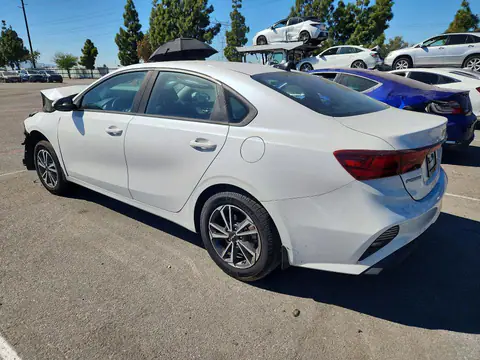 3KPF24AD0PE653572 — 2023 Kia Forte, фото 2 с аукциона Copart 13.10.2026, Передняя часть