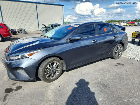 3KPF24AD3PE524354 — 2023 Kia Forte, Задняя часть, фото до ремонта