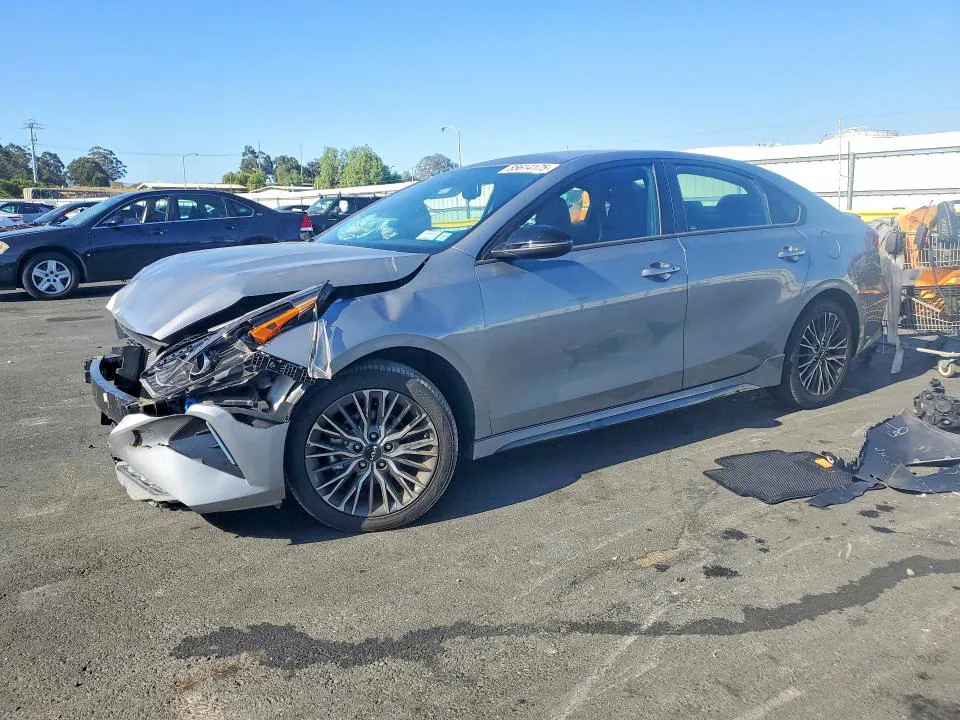 2023 KIA Forte VIN 3KPF54AD7PE606367 фото 1
