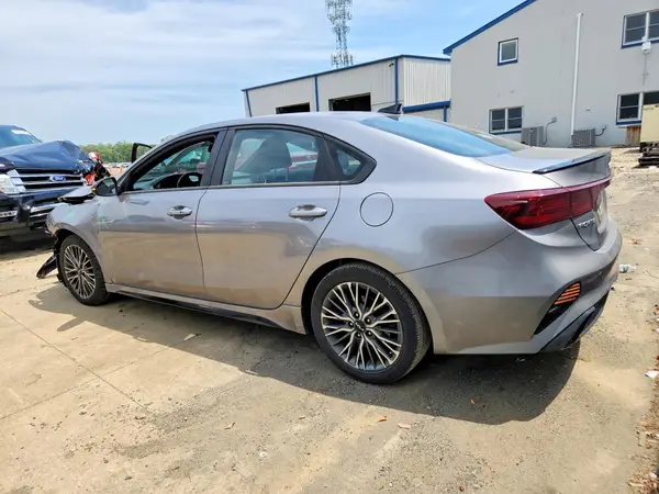 3KPF54AD4RE797877 — 2024 Kia Forte, фото 2 с аукциона Copart 12.10.2026, Передняя часть