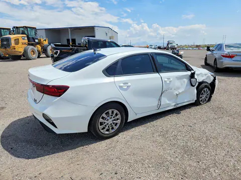2024 KIA Forte VIN 3KPF24AD2RE690254 фото 3