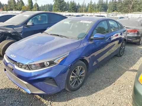 3KPF24AD2RE796736 — 2024 Kia Forte, Задняя часть (Rear End), фото до ремонта