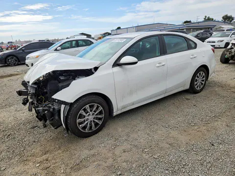 3KPF24AD0RE824159 — 2024 Kia Forte, Передняя часть (Front End), фото до ремонта