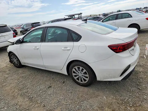 2024 KIA Forte VIN 3KPF24AD0RE824159 фото 2