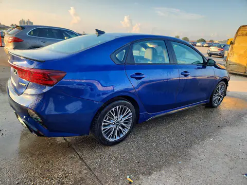 3KPF54AD6RE827199 — 2024 Kia Forte, фото 3 с аукциона Copart 30.09.2026, Передняя часть
