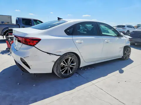 2024 KIA FORTE VIN 3KPF24AD5RE766694 фото 3