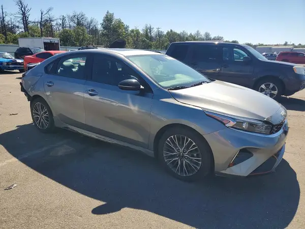 3KPF54AD7RE830838 — 2024 Kia Forte, фото 4 с аукциона Copart, Задняя часть