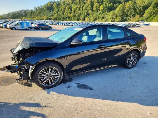 3KPF54AD1RE772516 — 2024 Kia Forte, Передняя часть (Front End), фото до ремонта