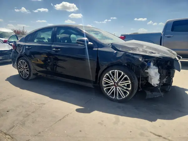 3KPF44ACXRE789423 — 2024 Kia Forte, фото 4 с аукциона Copart, Передняя часть