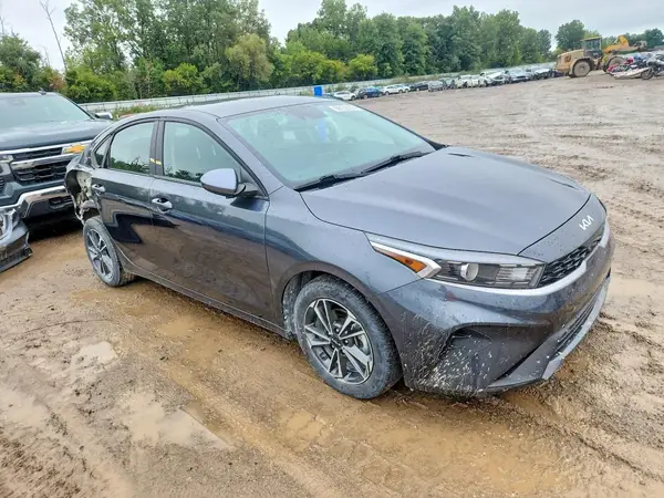 3KPF24ADXRE748658 — 2024 Kia Forte, фото 4 с аукциона Copart, Задняя часть