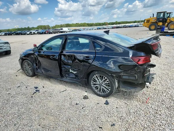 3KPF54AD9RE815872 — 2024 Kia Forte, фото 2 с аукциона Copart, Задняя часть