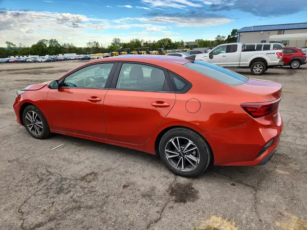 3KPF24AD5RE716572 — 2024 Kia Forte, фото 2 с аукциона Copart, Передняя часть