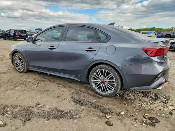 3KPF44AC1RE710057 — 2024 Kia Forte, фото 2 с аукциона Copart 30.09.2026, Боковая часть