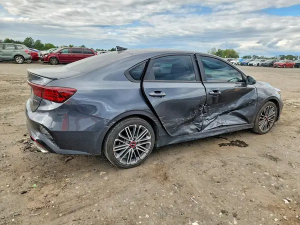 3KPF44AC1RE710057 — 2024 Kia Forte, фото 3 с аукциона Copart 30.09.2026, Боковая часть