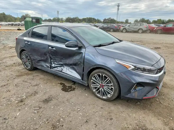 3KPF44AC1RE710057 — 2024 Kia Forte, фото 4 с аукциона Copart 30.09.2026, Боковая часть
