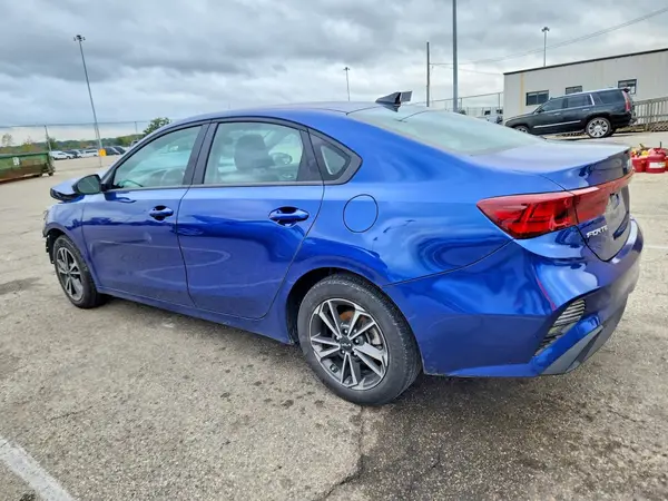 3KPF24AD8RE825446 — 2024 Kia Forte, фото 2 с аукциона Copart, Передняя часть