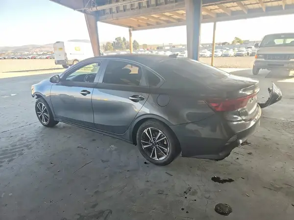 3KPF24AD6RE784461 — 2024 Kia Forte, фото 2 с аукциона Copart, Передняя часть