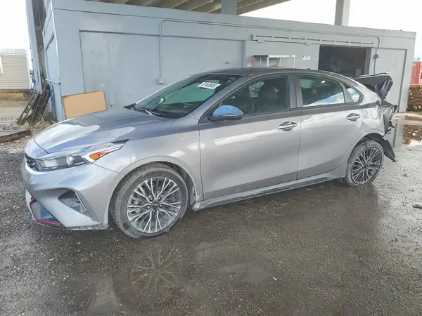 3KPF54AD6RE816462 — 2024 Kia Forte, Задняя часть (Rear End), фото до ремонта