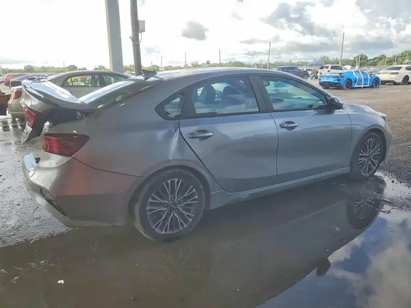 2024 KIA FORTE VIN 3KPF54AD6RE816462 фото 3
