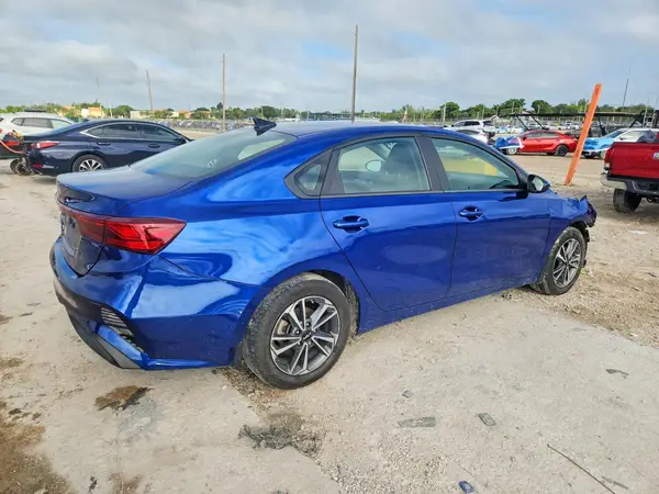 3KPF24AD0RE774671 — 2024 Kia Forte, фото 3 с аукциона Copart 08.10.2026, Передняя часть