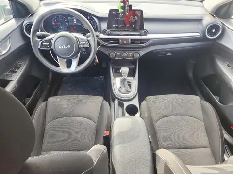 3KPF24AD8RE829660 — 2024 Kia Forte, фото 8 с аукциона Copart, Передняя часть