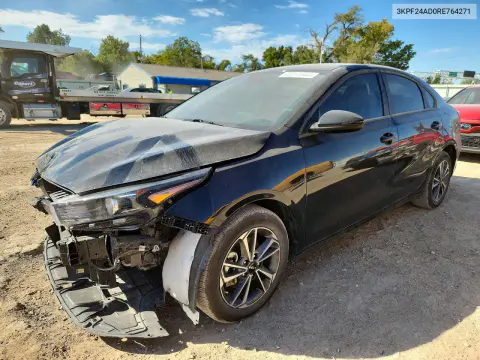 3KPF24AD0RE764271 — 2024 Kia Forte, Передняя часть, фото до ремонта