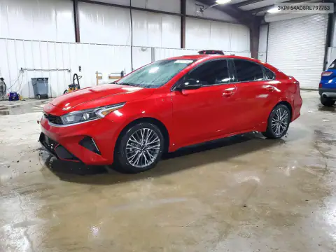 3KPF54AD8RE797753 — 2024 Kia Forte, Передняя часть, фото до ремонта