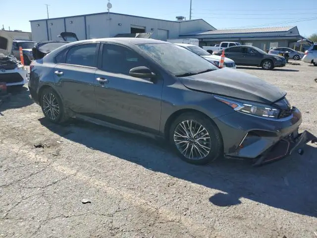 3KPF54AD9RE759643 — 2024 Kia Forte, фото 4 с аукциона Copart 13.10.2026, Передняя часть