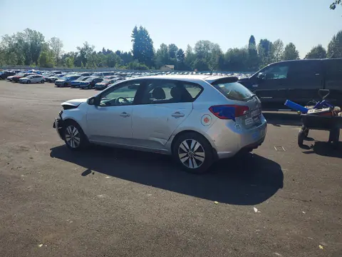 2013 KIA FORTE5 VIN KNAFU5A28D5681798 фото 2