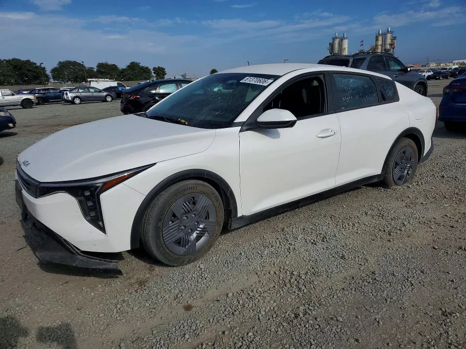 2025 KIA k4 VIN 3KPFT4DEXSE180824 фото 1
