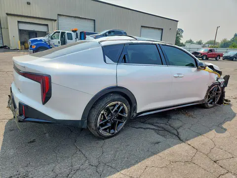 2025 KIA k4 VIN 3KPFW4DE2SE054111 фото 3