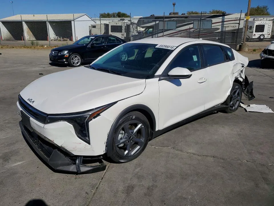 2026 KIA k4 VIN 3KPFT4DE0TE299404 фото 1